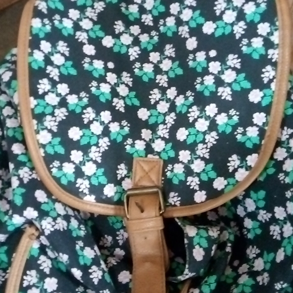 Floral Brooklyn Bound Satchel/Backpack - Picture 2 of 8